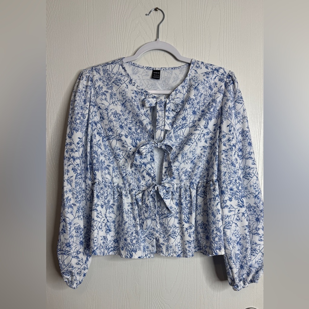 •Blouse•